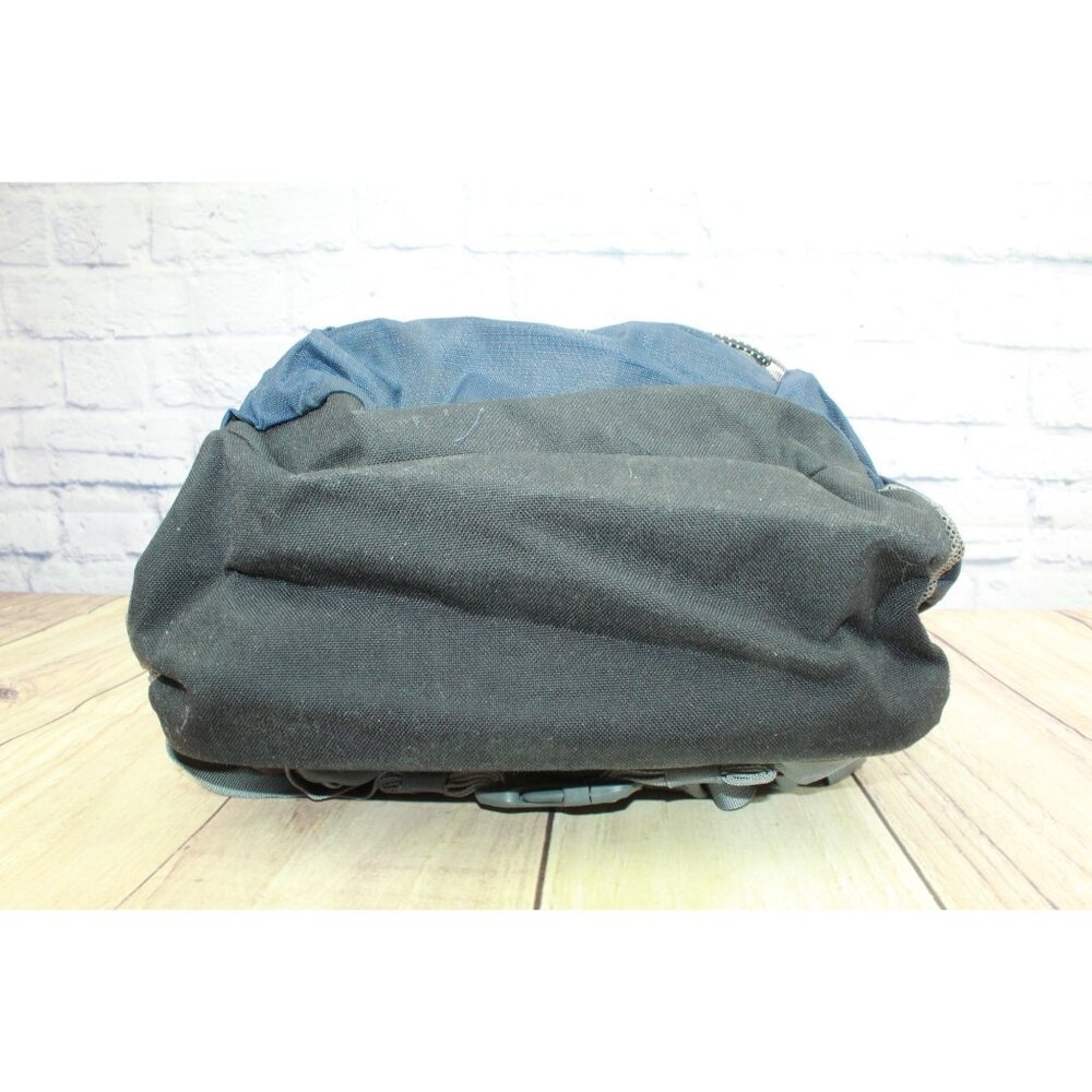 LL Bean Big Kids Comfort Carry Laptop Pack 30L School Backpack Classic Navy - Picture 6 of 10